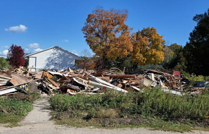 Lakeside Inn - Demolition